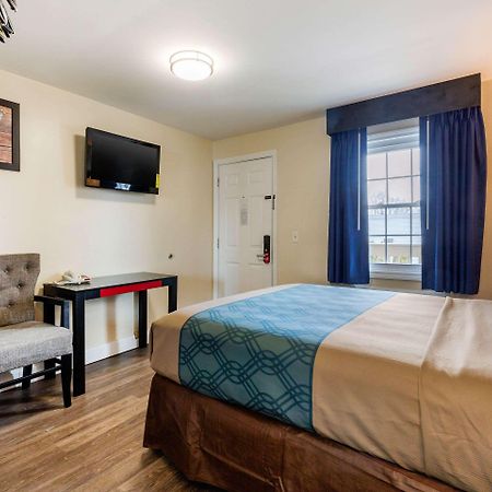 Econo Lodge By Choice - Cape Cod West Yarmouth Exterior foto